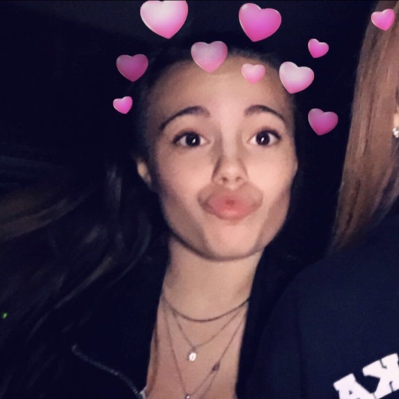 Meet your Posher, Leann - Picture 1 of 1